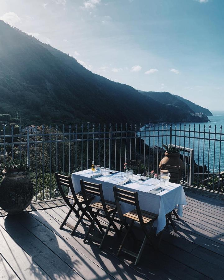 Locanda Il Carugio Corniglia Luaran gambar