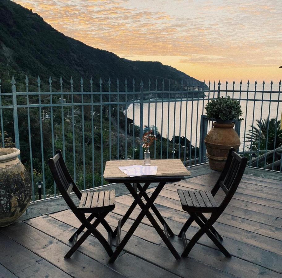 Locanda Il Carugio Corniglia Luaran gambar